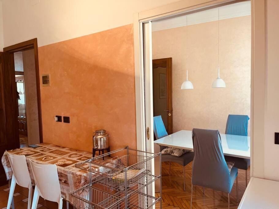 Ferienwohnung Brezza Di Mare Imperia Exterior foto